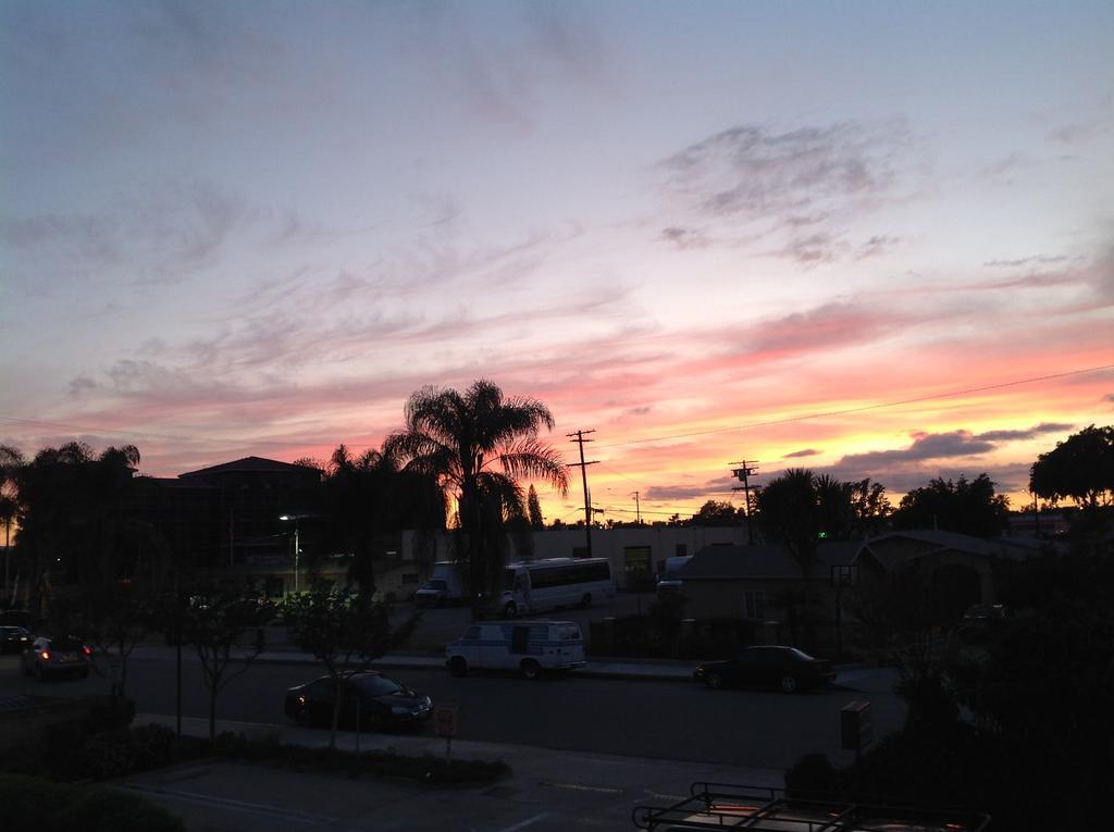 Eunice Plaza Motel El Monte Exterior photo
